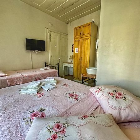 Eolya Konuk Evi Hotel Ayvalik Bagian luar foto