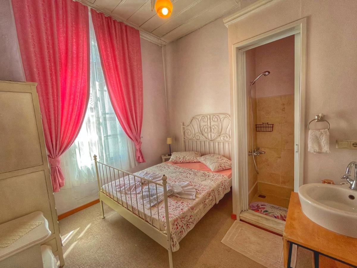 Eolya Konuk Evi Hotel Ayvalik Bagian luar foto